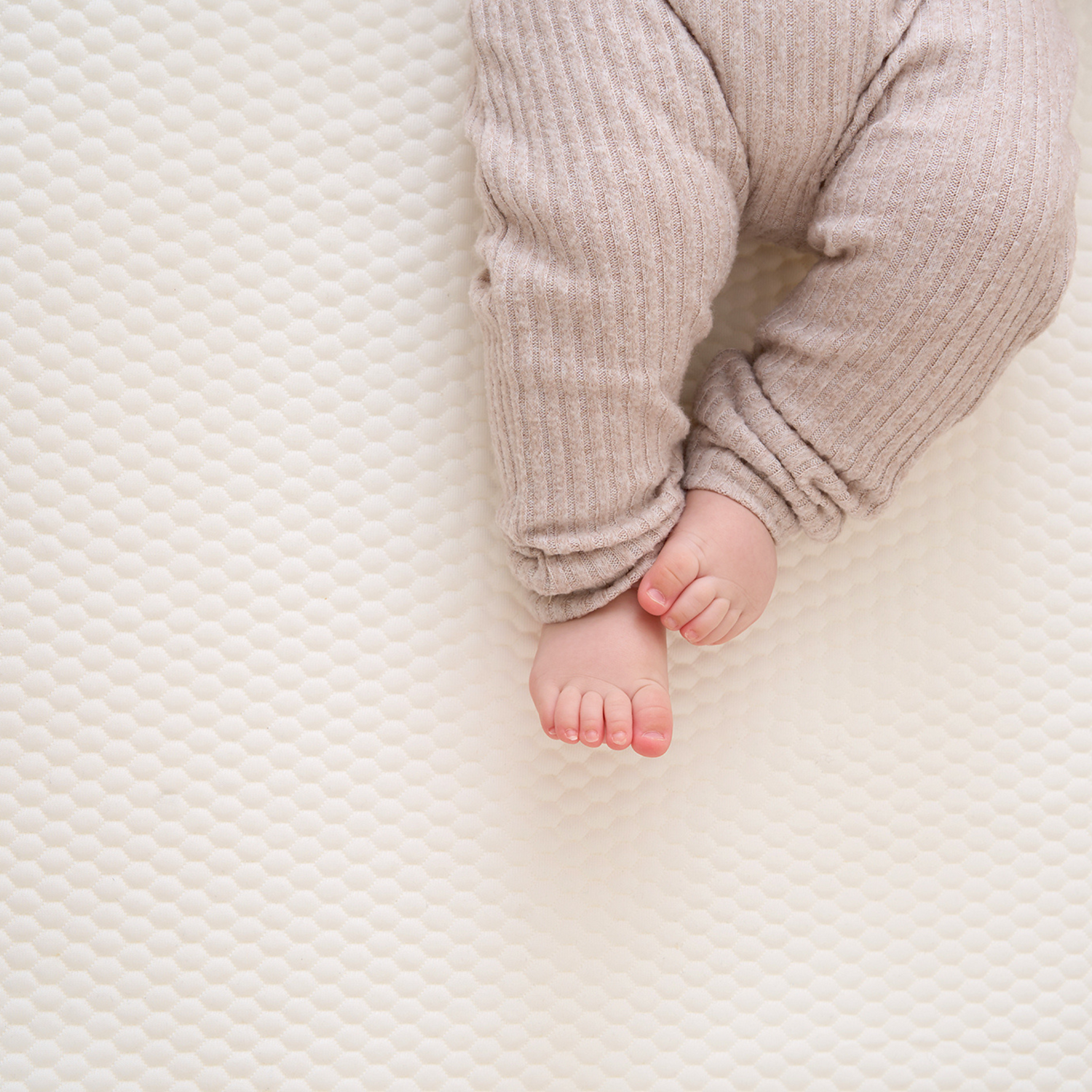 How to Settle Your Baby or Toddler in a New Sleeping Environment