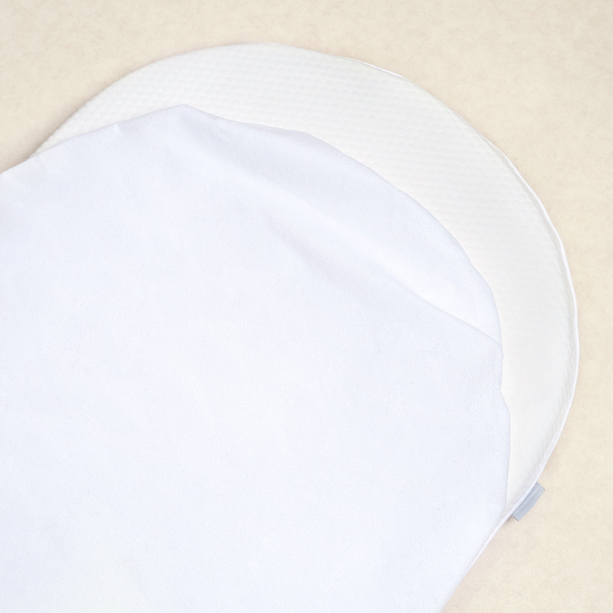 Waterproof Fitted Mattress Protector to fit 4moms MamaRoo Sleep Bassinet - 77 x 44cm - The Tiny Bed Company™