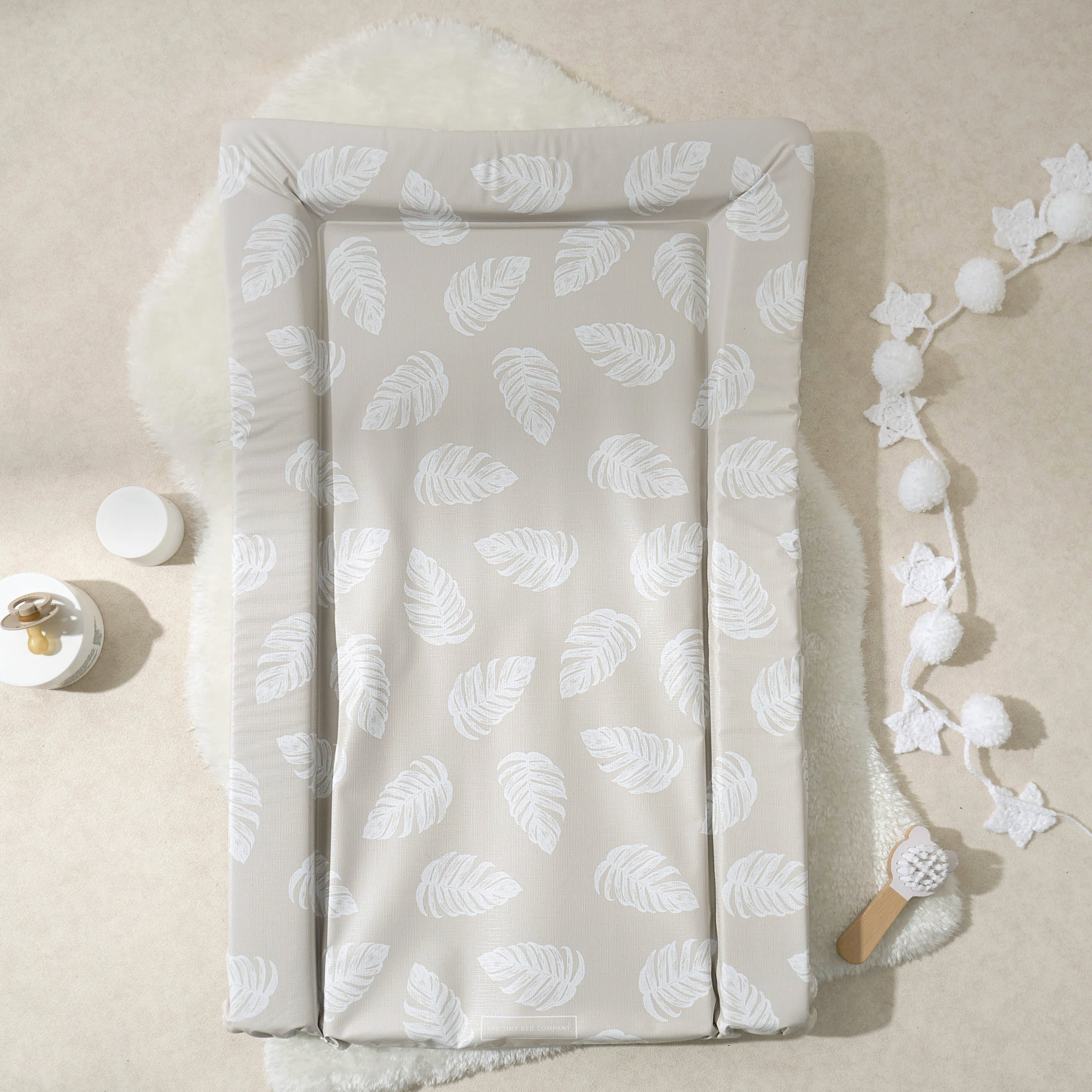 Baby Changing Mat Palm Bay - Greige - The Tiny Bed Company™