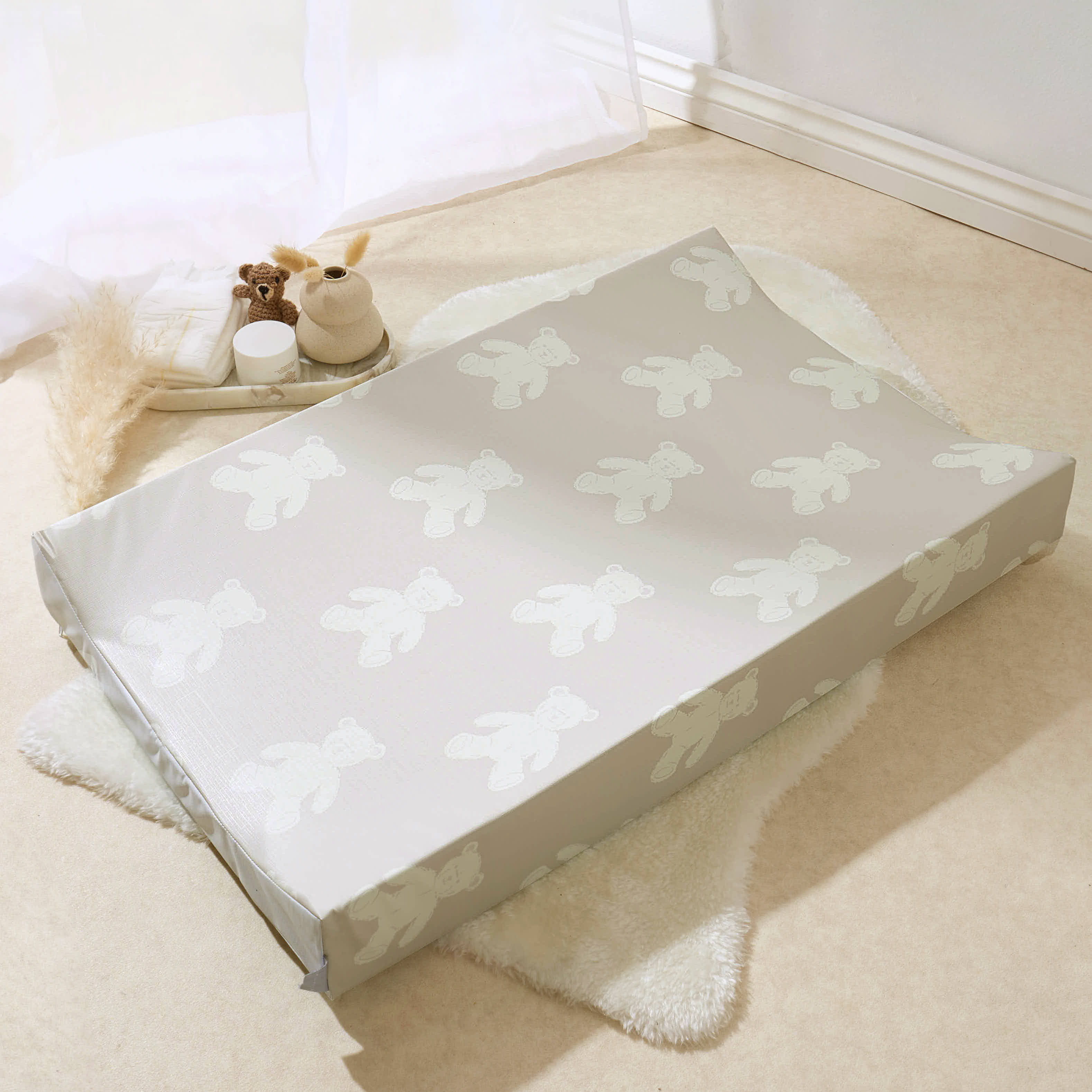 Anti-Roll Changing Mat - Hudson Teddy Bear - The Tiny Bed Company™