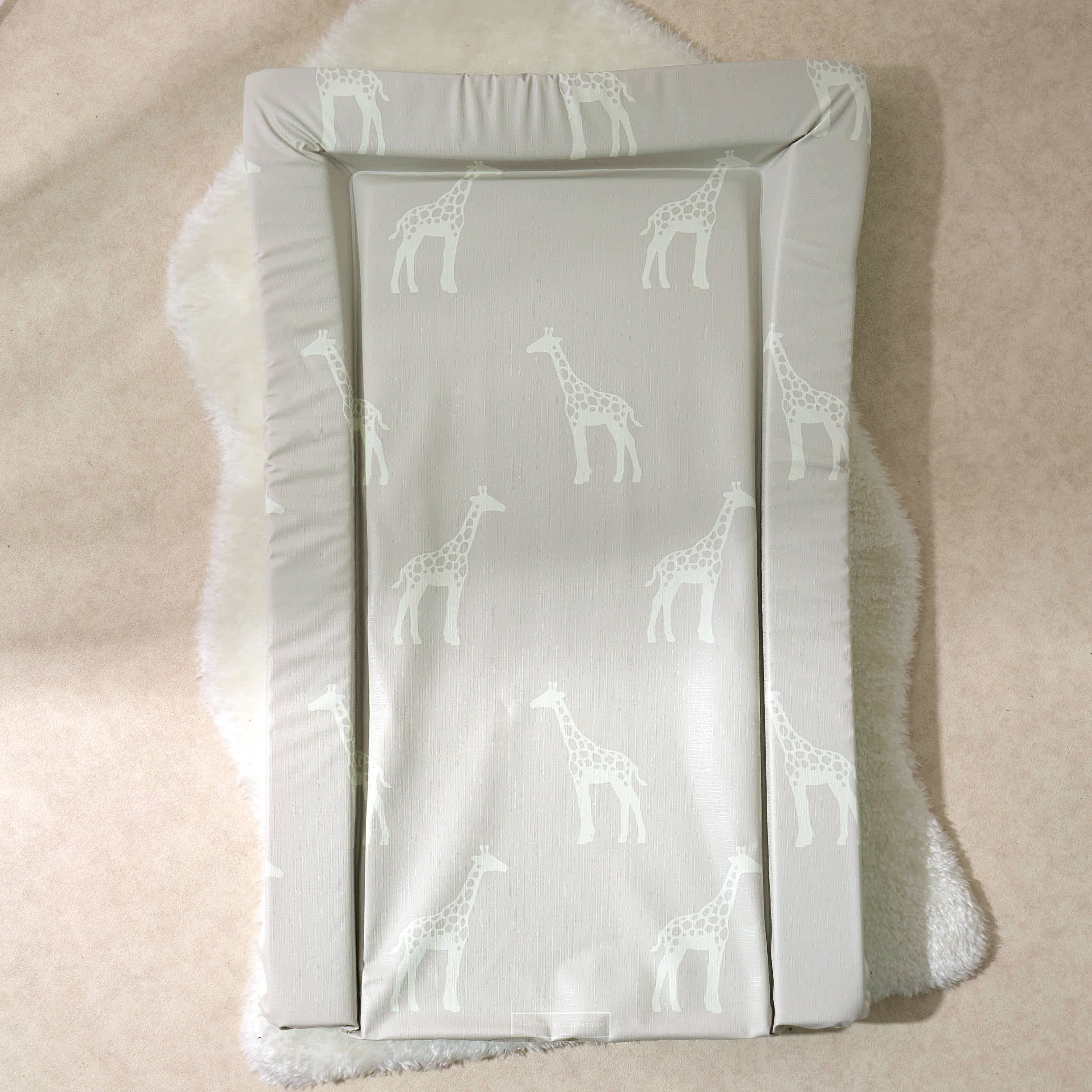Baby Changing Mat - Milou the Giraffe - The Tiny Bed Company™