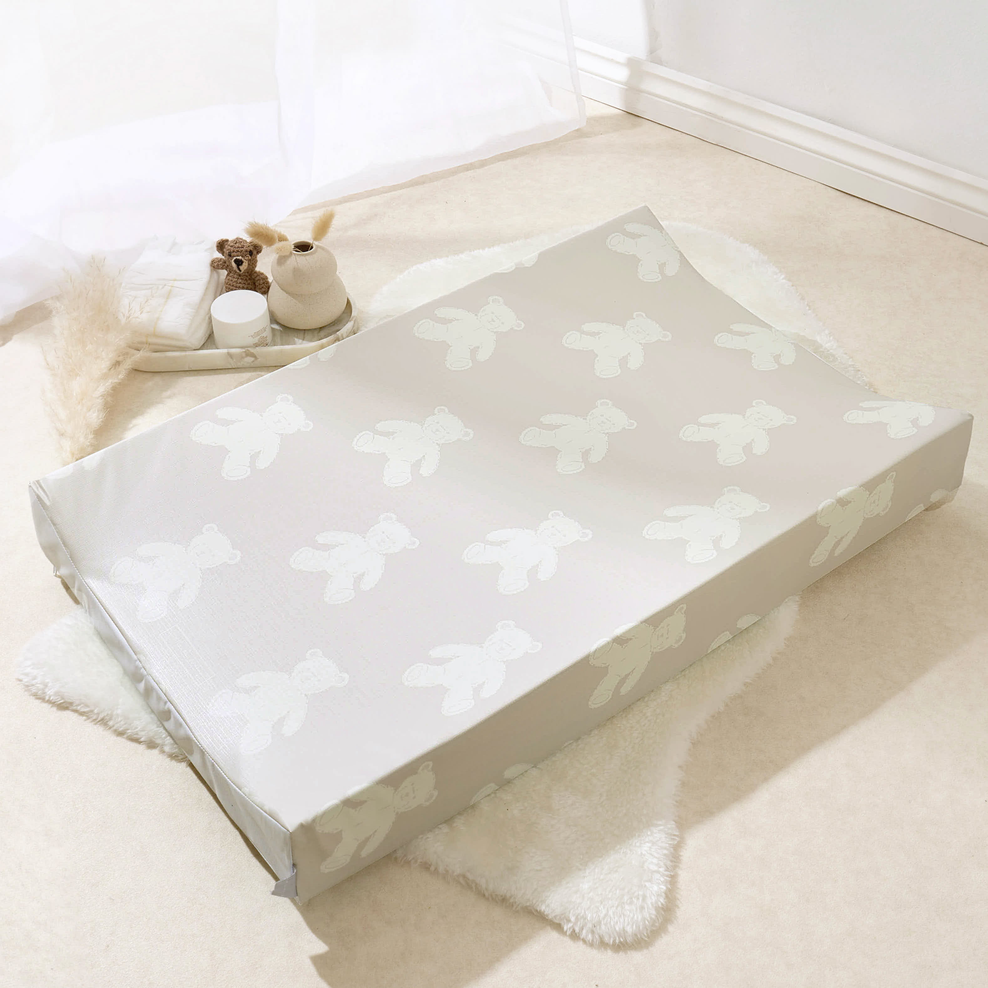 Anti-Roll Changing Mat - Hudson Teddy Bear - The Tiny Bed Company™